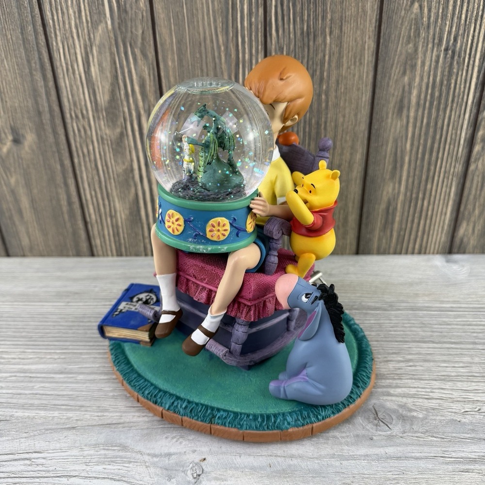 Disney Winnie The Pooh Christopher Robin King Arthur & Drago Musical Snow Globe